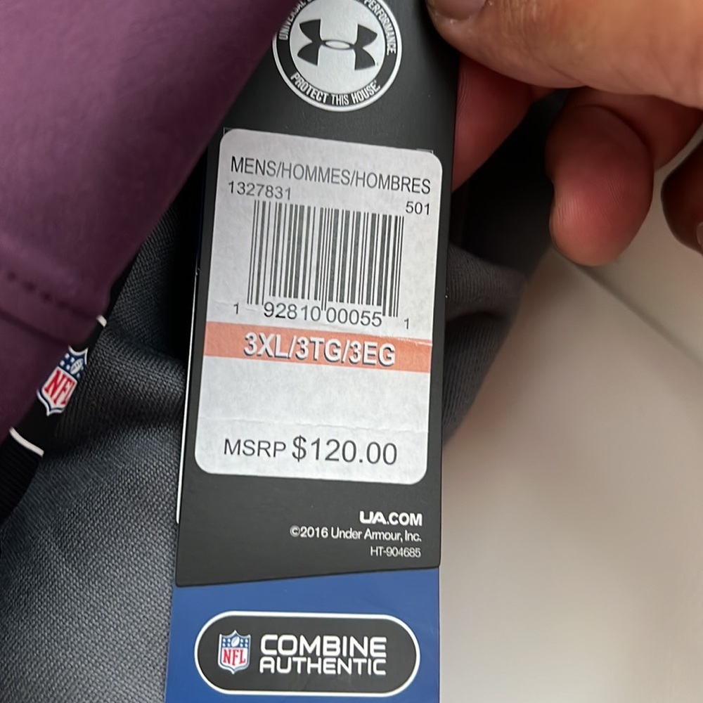 Under Armour performance jacket - Picture 5 of 5